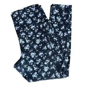 Victoria's Secret Pink Floral Leggings with pockets